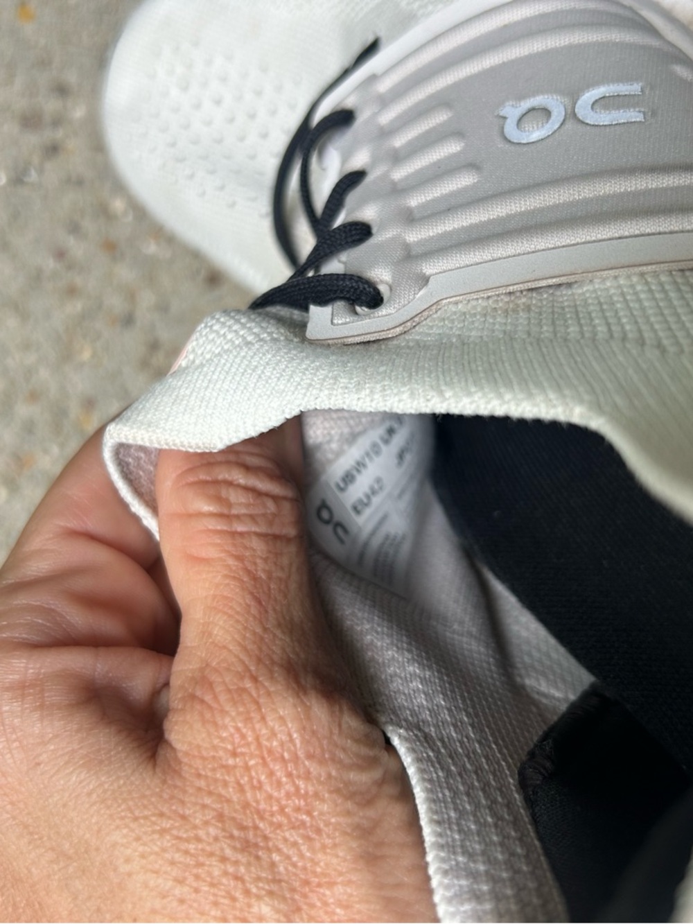 On Cloud Running shoe womens 10 - Picture 5 of 6